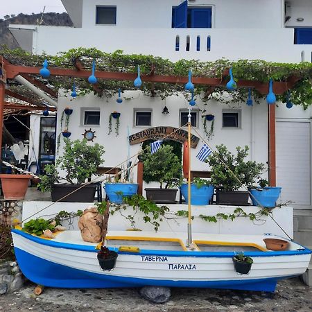 Paralia Guest House Агия Румели Екстериор снимка