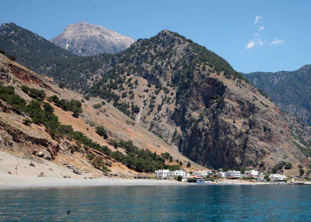 Paralia Guest House Агия Румели Екстериор снимка