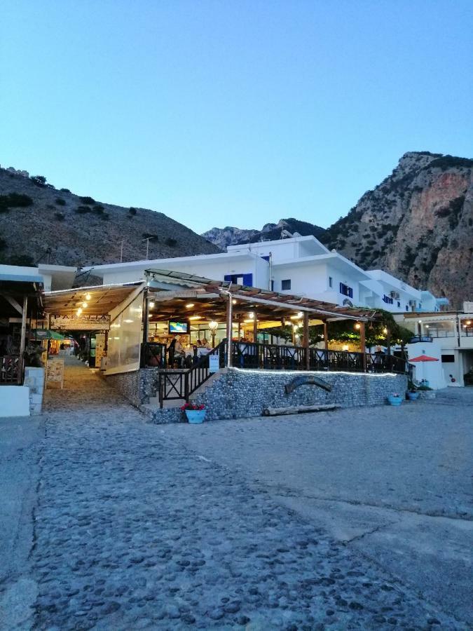 Paralia Guest House Агия Румели Екстериор снимка